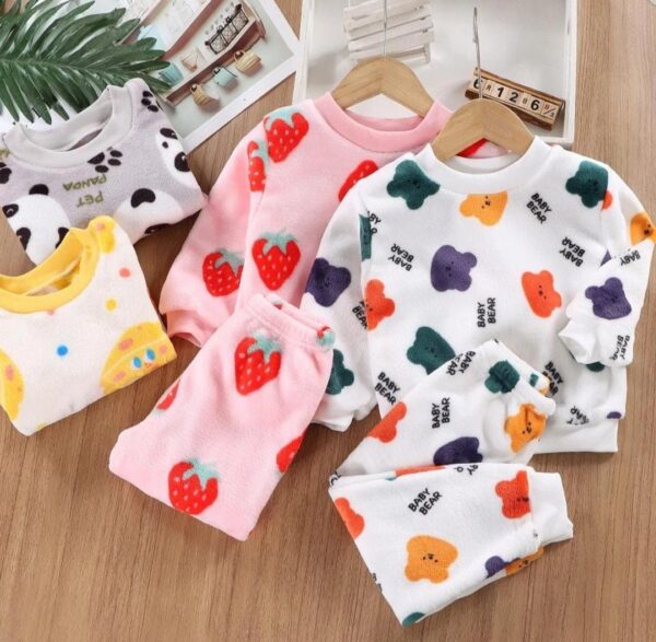 Baby Clothes Bulk Bundle – 500 Pieces, Mixed Colors and Styles for $600